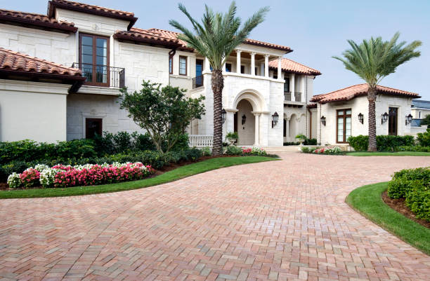  East Troy, WI Driveway Pavers Pros